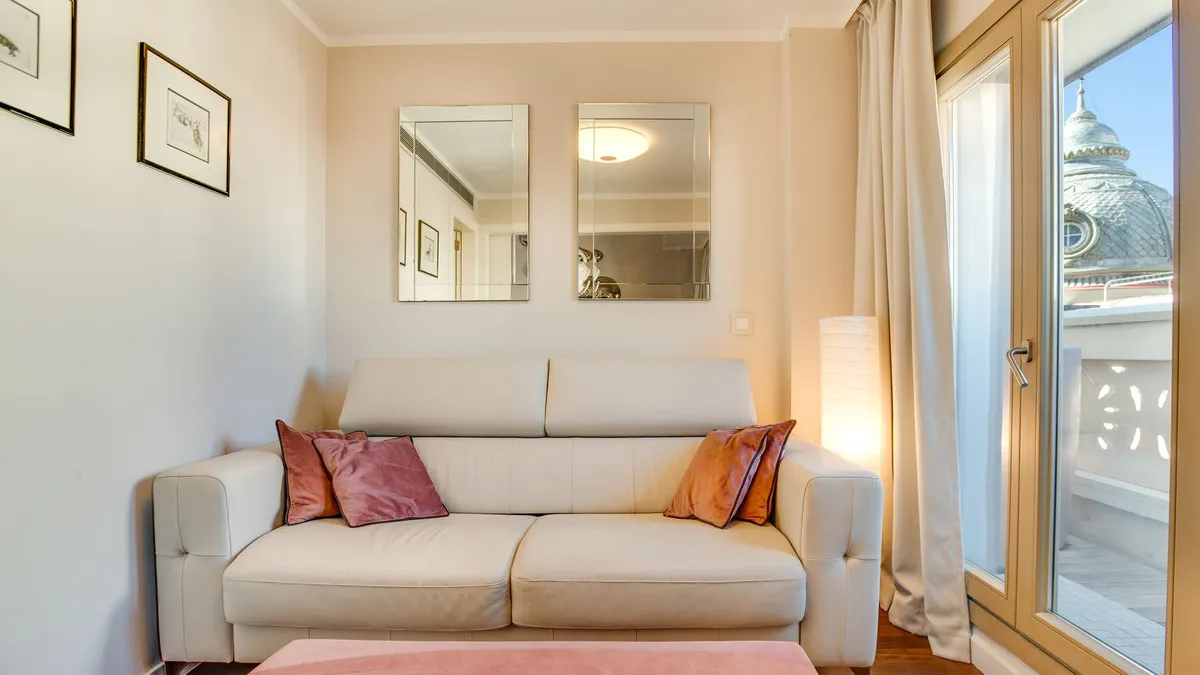 7116583b-b08f-481e-8c53-1e6ca172de79