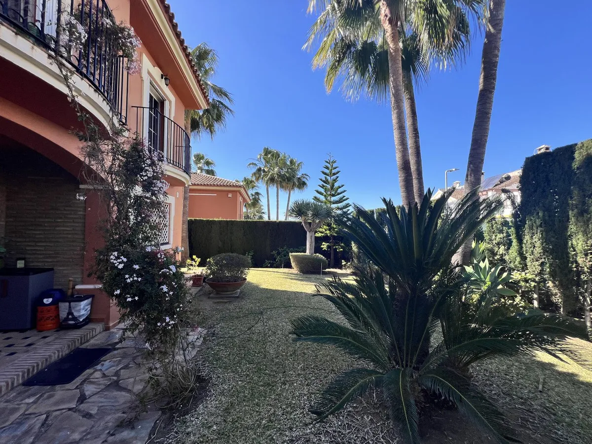 030461f0-8ded-43ca-9439-2a75bb51ebc3