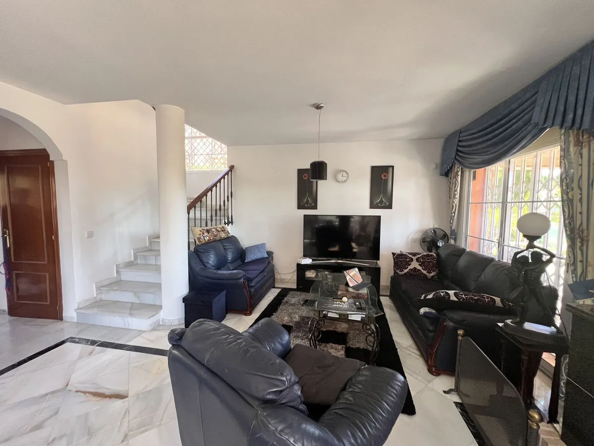 4064e9e6-166b-4c72-8a73-d1f103bf787c