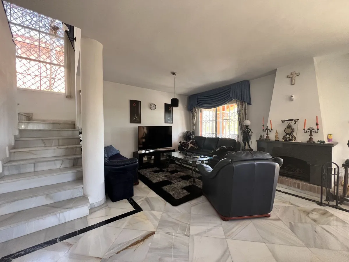 46cc7f94-dacb-4471-98c1-4635bbc0e238