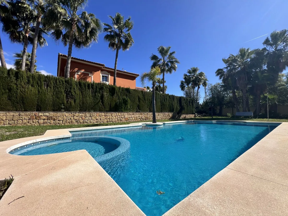 8d0c6f56-d849-46cf-8d3e-0dbdd9873baa