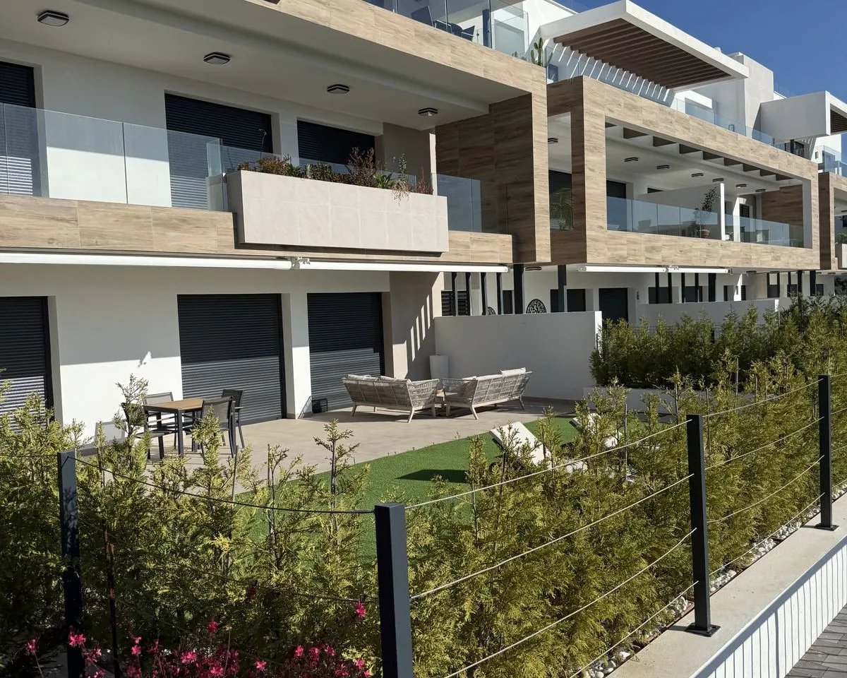 2ff389d3-fec6-4593-8e89-d556377a3c46