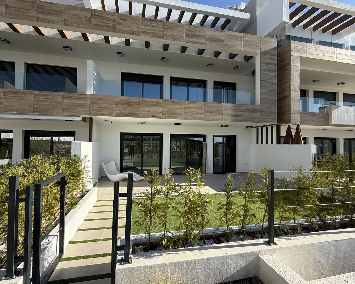 d958889d-2ac4-44bc-b33c-822d55134282