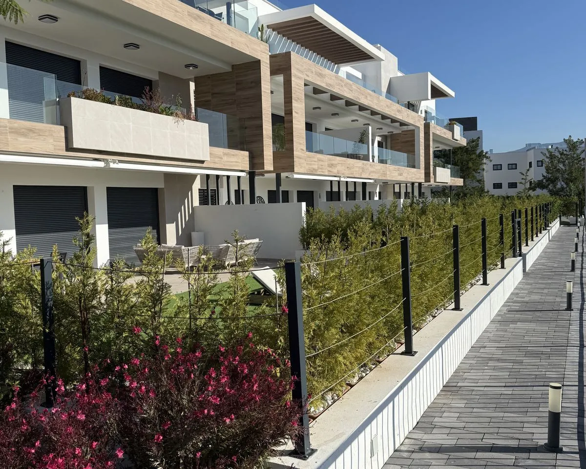 ef3a8aaa-6d20-47f2-9110-67540edba71a