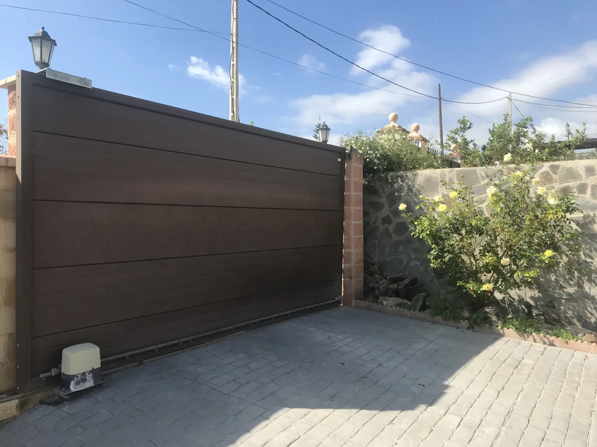 fab56f2f-9d81-49e0-b46e-8dcc72316fa3