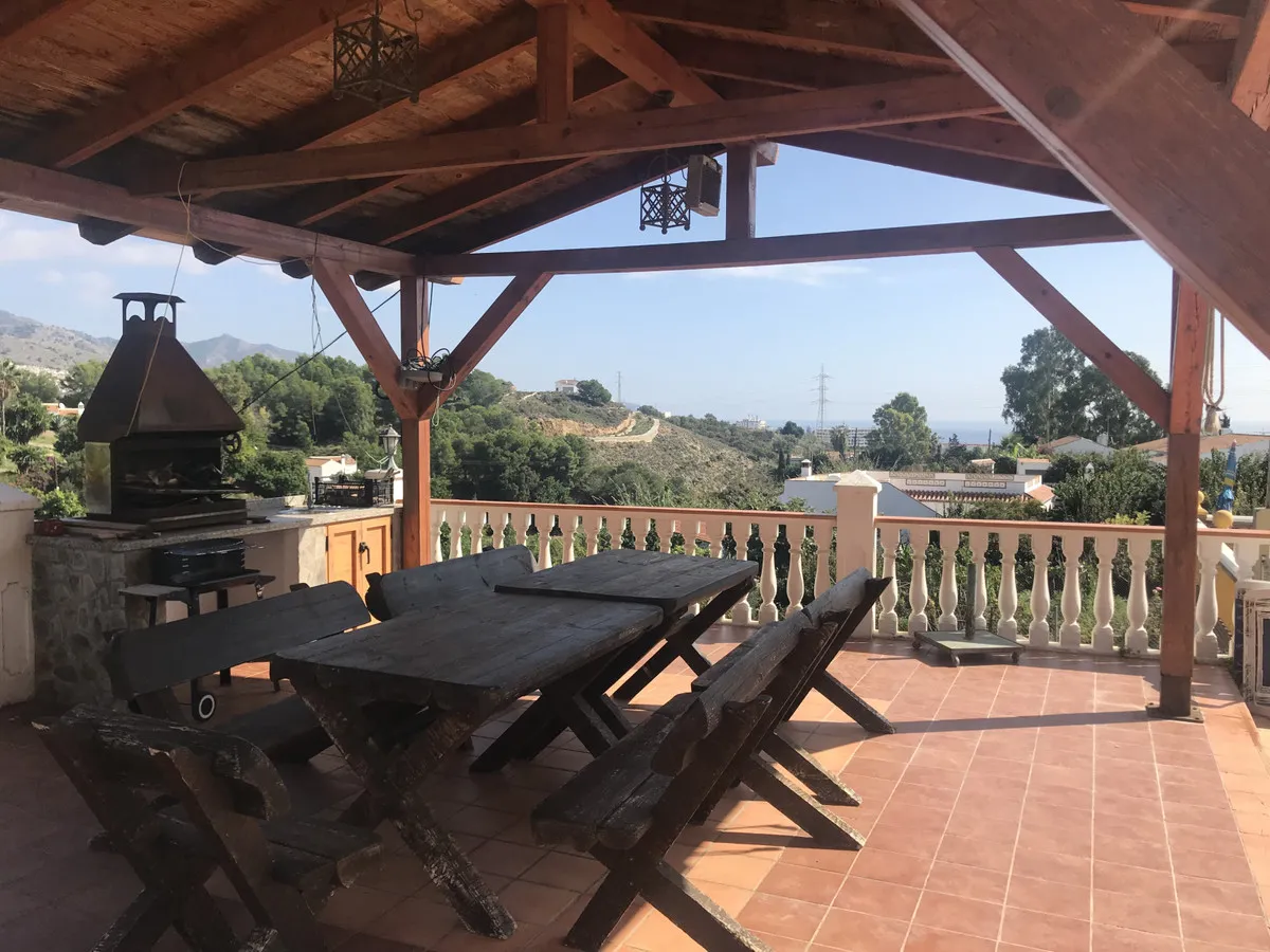 ff97f295-e058-41c0-995e-e2fd6413b173