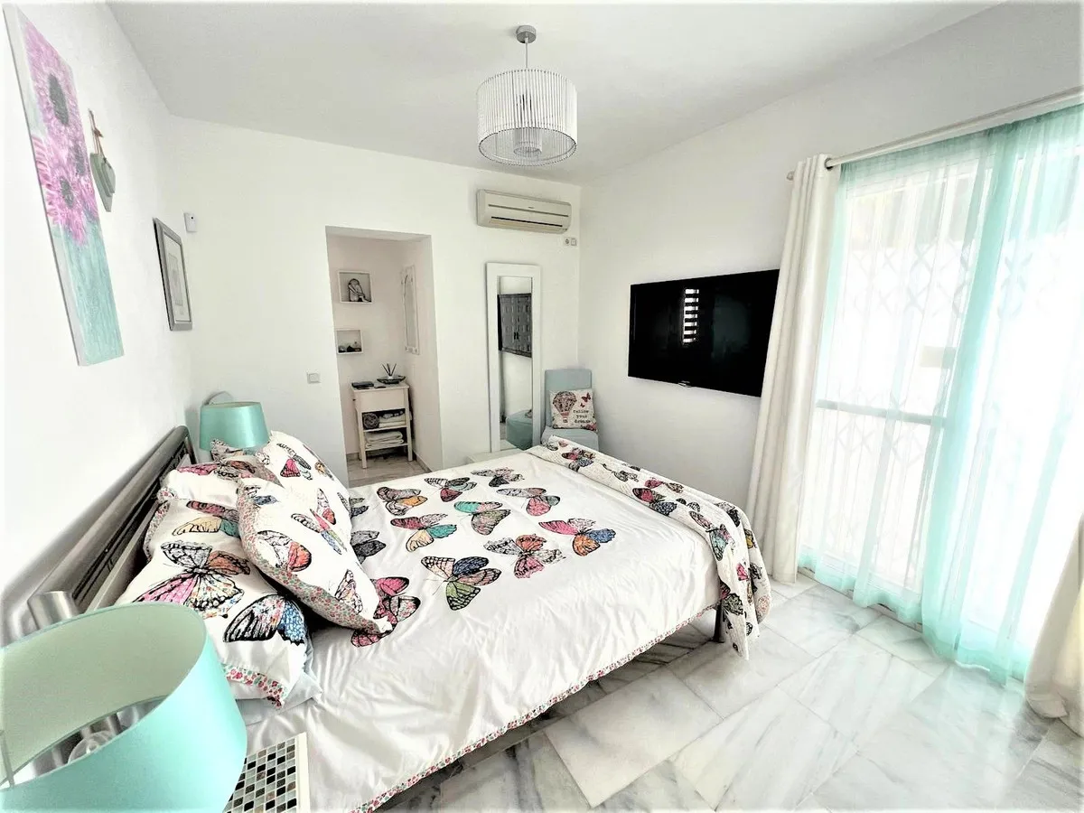 1abff512-91e3-4dff-b5c5-dbdb30de61b9