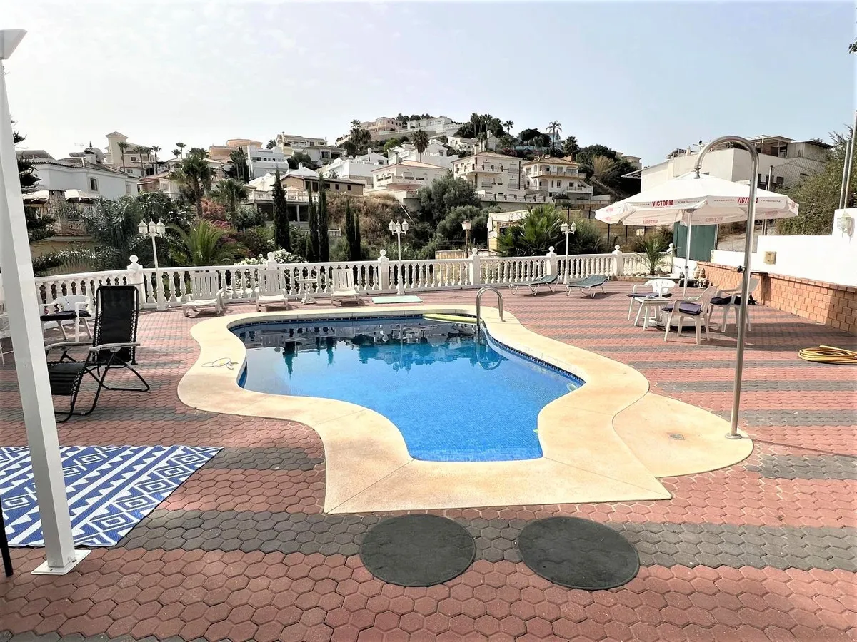 2ae9fa9e-e0b4-499f-a5ba-600a9990ba71