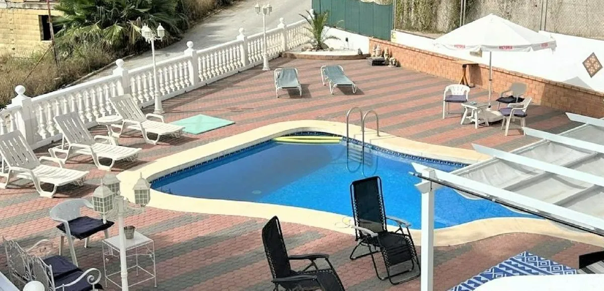 7804baec-d152-43e4-9d60-40082be93739