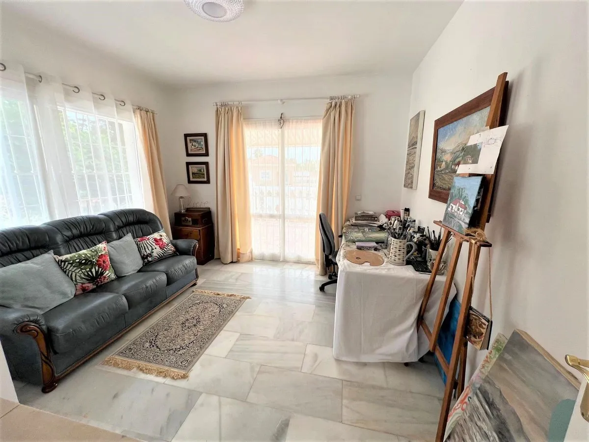 9b69fd94-a361-4c18-b290-4335c4e2cb94