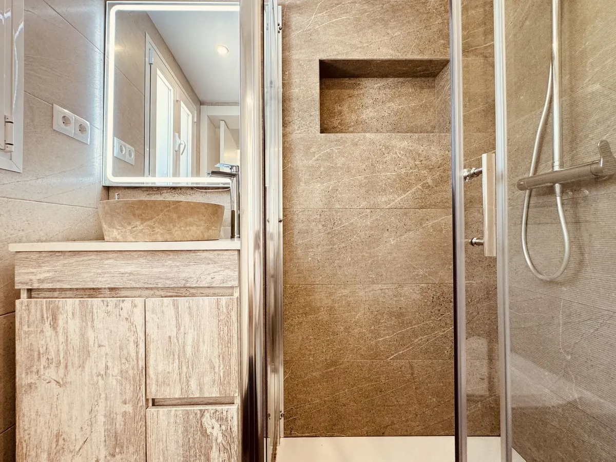 ae675ab0-2d5d-4951-b40f-a9337e27d1aa