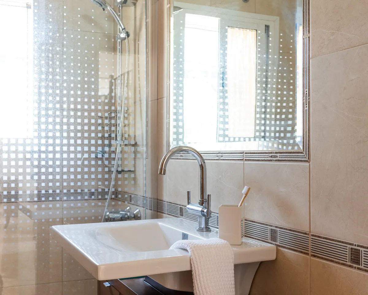 e2fd56f2-9ef4-4d62-8821-e69262cb6afd