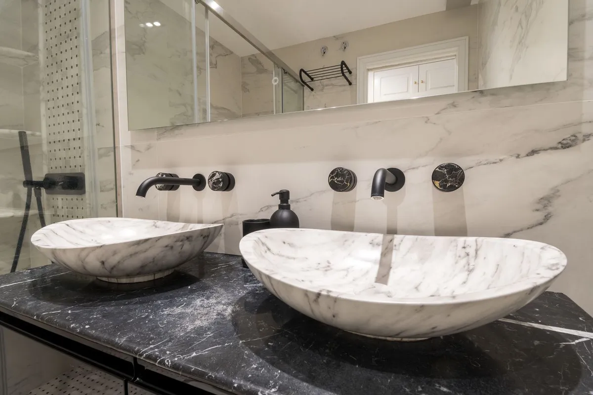 1d4005a4-4451-4741-a686-e408accfcd6f