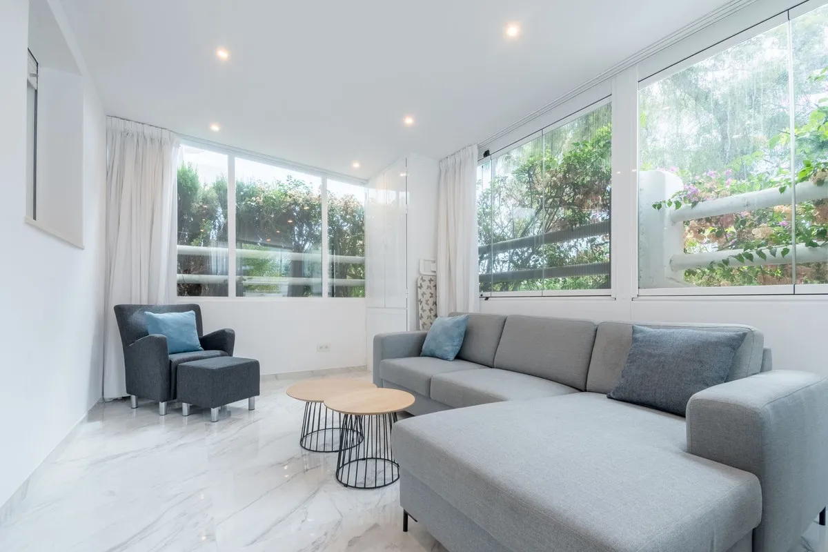 27d1cb03-6a58-4db7-861f-5885d2d12961