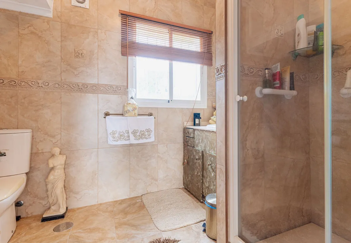 065e0b07-8f9c-49e5-860b-609f57c4b433