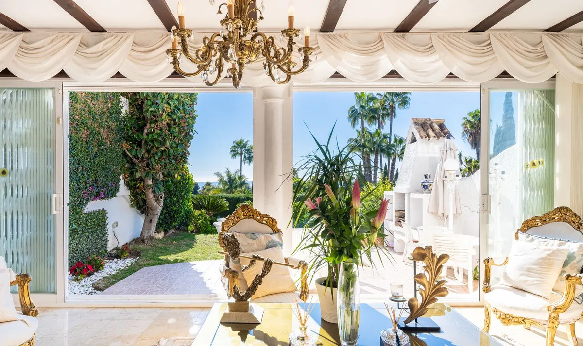 5e8e895e-d6a0-4248-a02d-c568d216d3ae