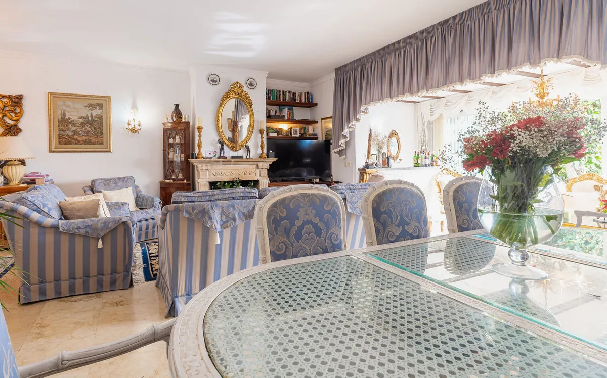 a0202377-c5b2-42dd-9137-5d79d48d65de