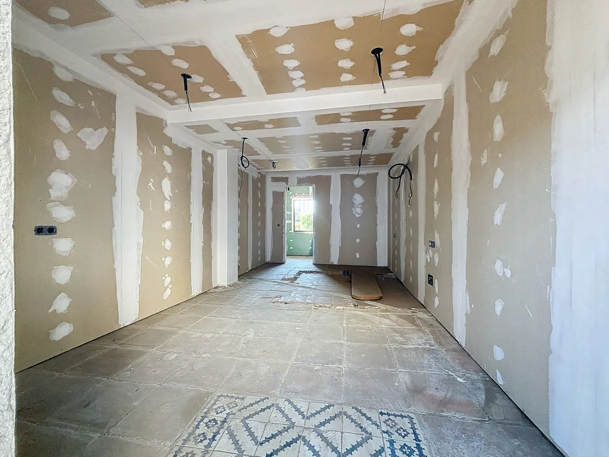 12ce3c9b-c0a2-4f48-a2da-25bd2730b6f6