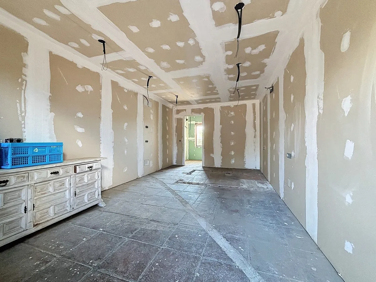 18889850-6489-4d28-8b05-b2e5a7222ce8