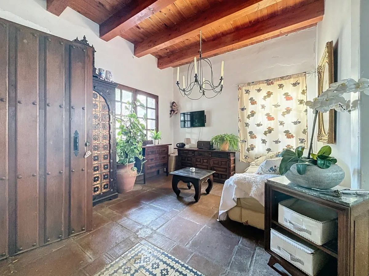 7d3ea7fd-1a40-4e27-a526-27da02a42b9b