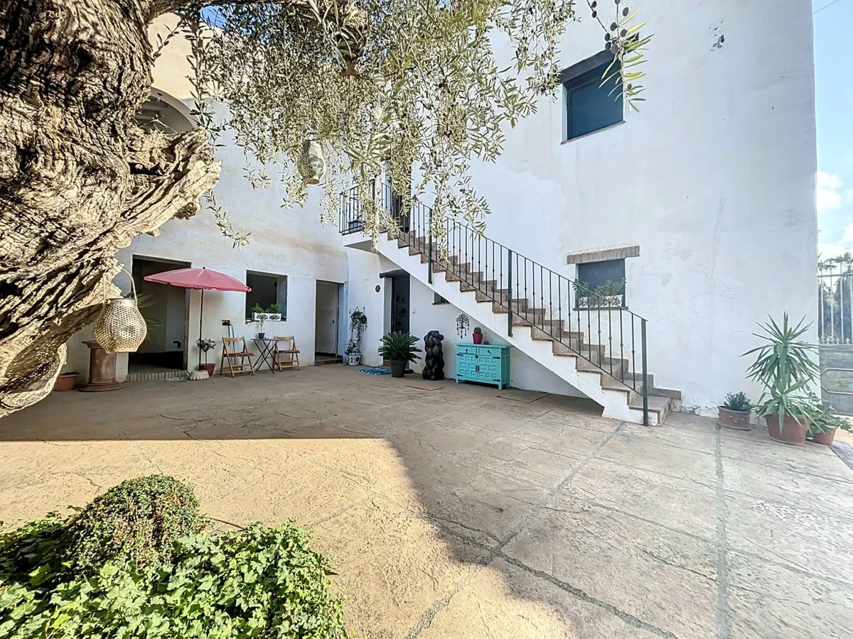 d6a8fa47-6f7e-4ec2-8597-9cbd6893e1b9