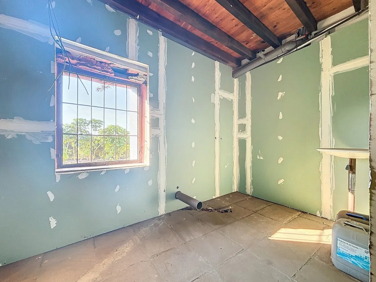 fce52d7b-1e20-4c71-b8d7-85ce312bcfa0