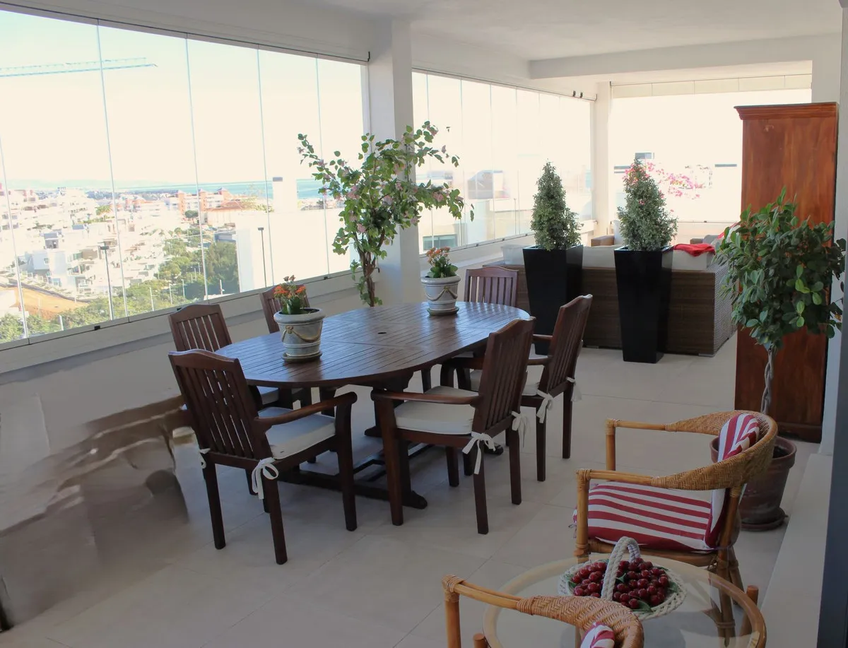 147b6b06-e41f-4002-a80b-30355a68373d