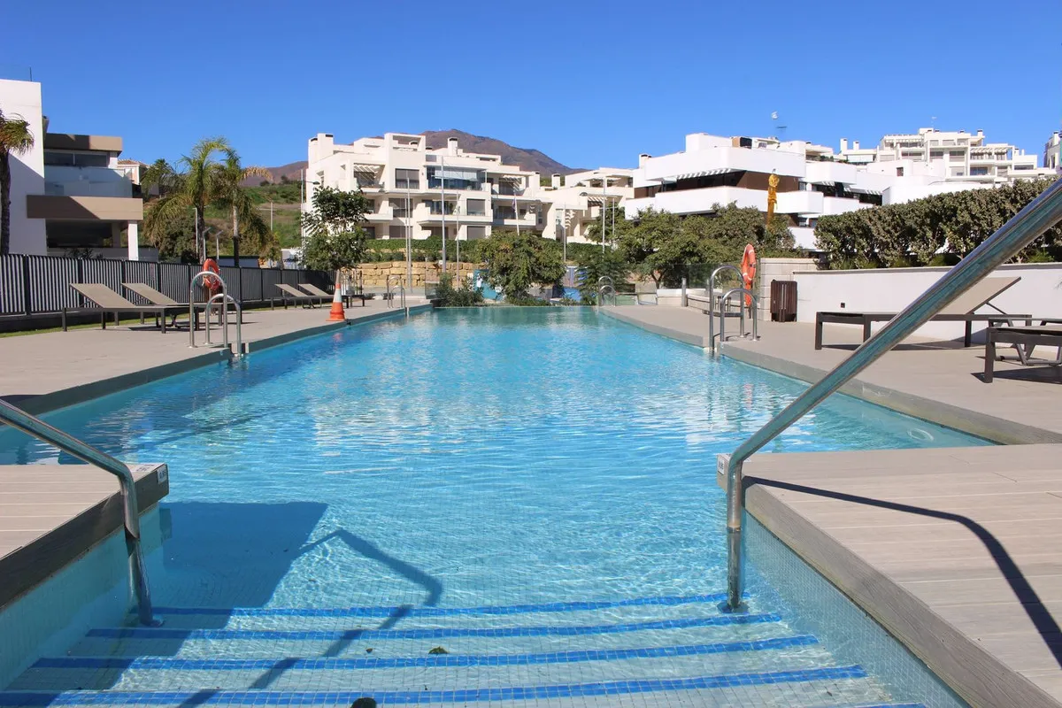 1f2f91f2-3d0e-4f21-8417-38cbe98b702f