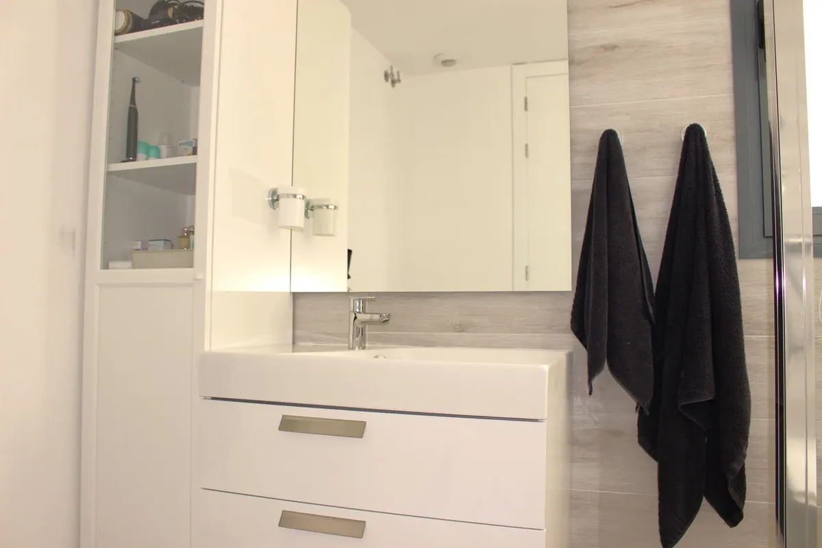 46f28360-eca3-4d87-9bbe-9a047159fe13