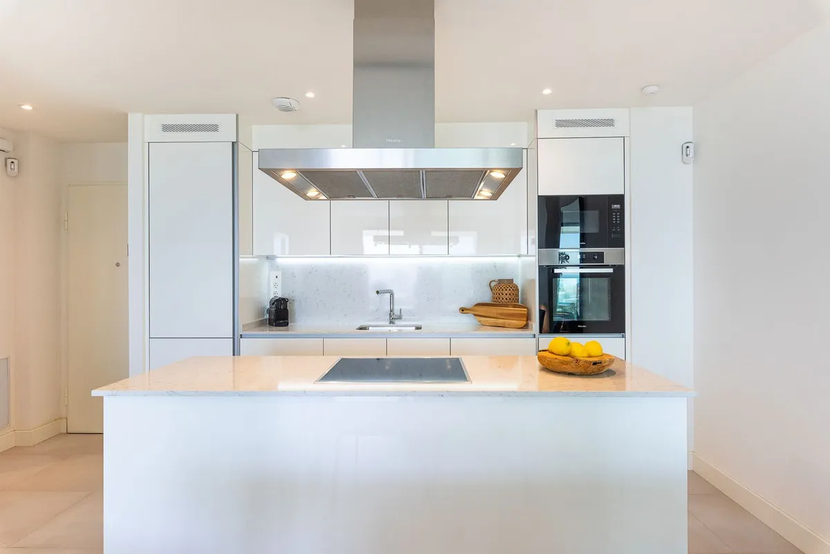 2282a939-bf78-46c9-887f-42c9f625a011