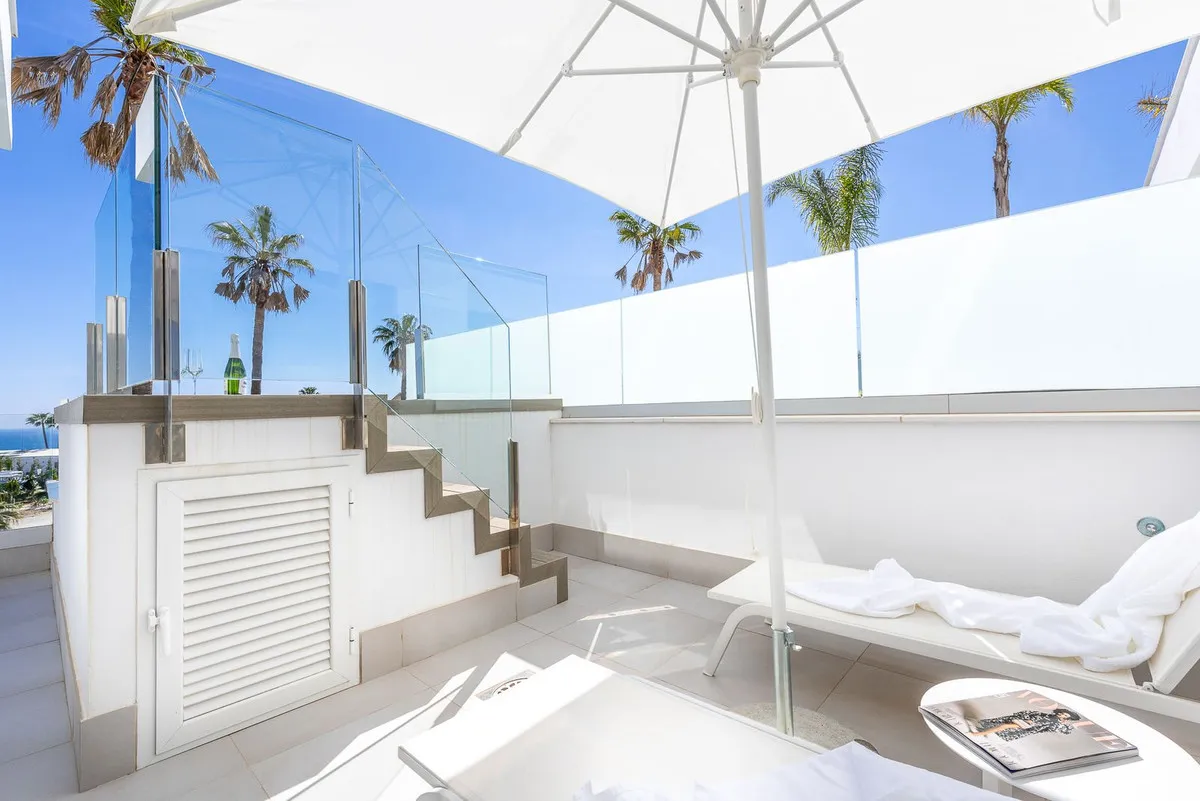 fc1798fb-0b00-496a-9064-271c755d96ae