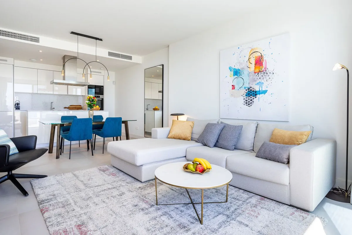 615fdb9c-d572-4569-a006-10079609f72f