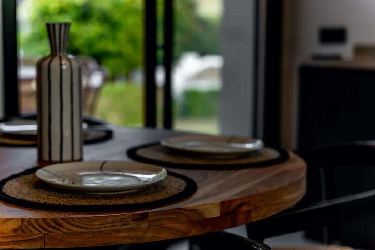 5dee1099-a73d-401d-8454-24637b839699