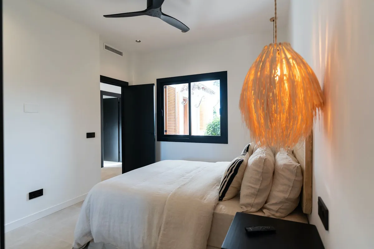 96813456-1c25-4a90-9892-b977dd06e704