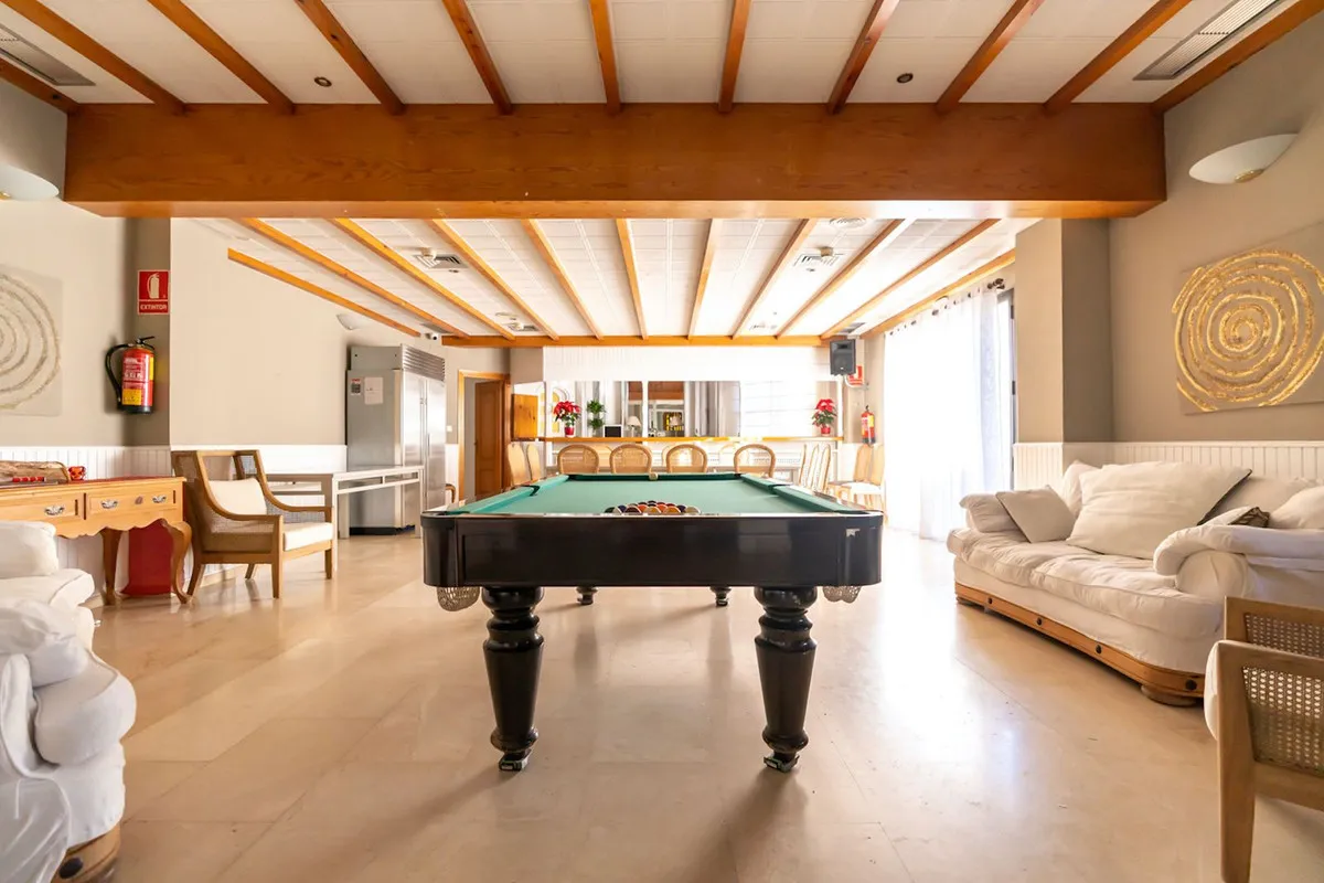 cdc38c96-b7a5-4899-9b7e-729f6ea88848