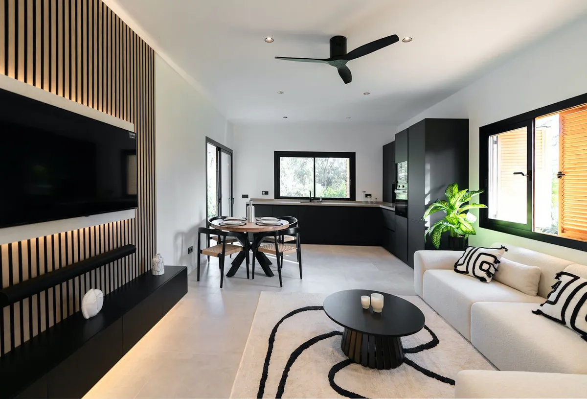 d26bbd05-1191-474b-b91b-e8b1b8840640