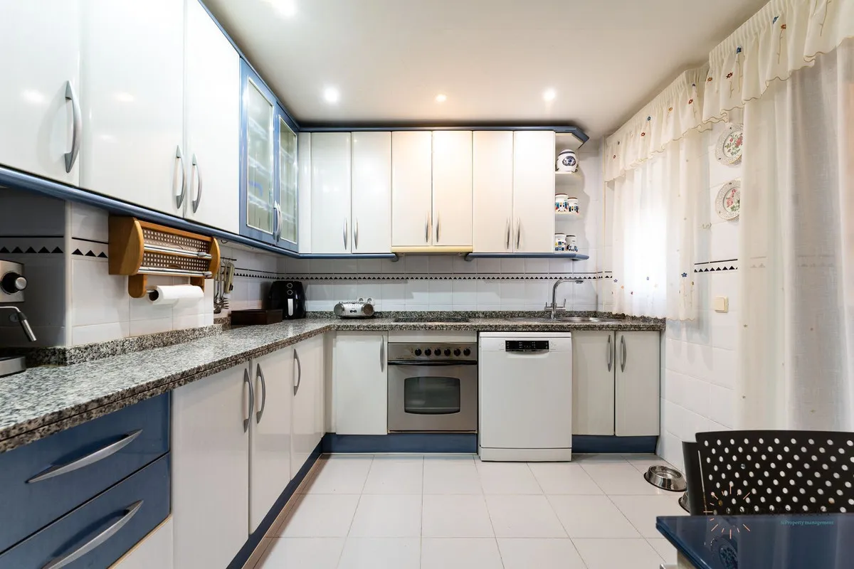 17b6b40a-2dcb-4fe4-a0ae-e349001120fc