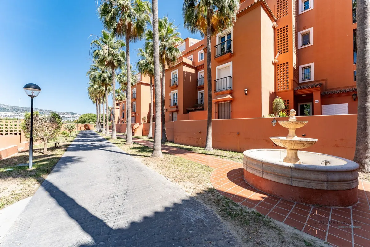 f49a03fe-6285-4ee0-a555-21a62d668197