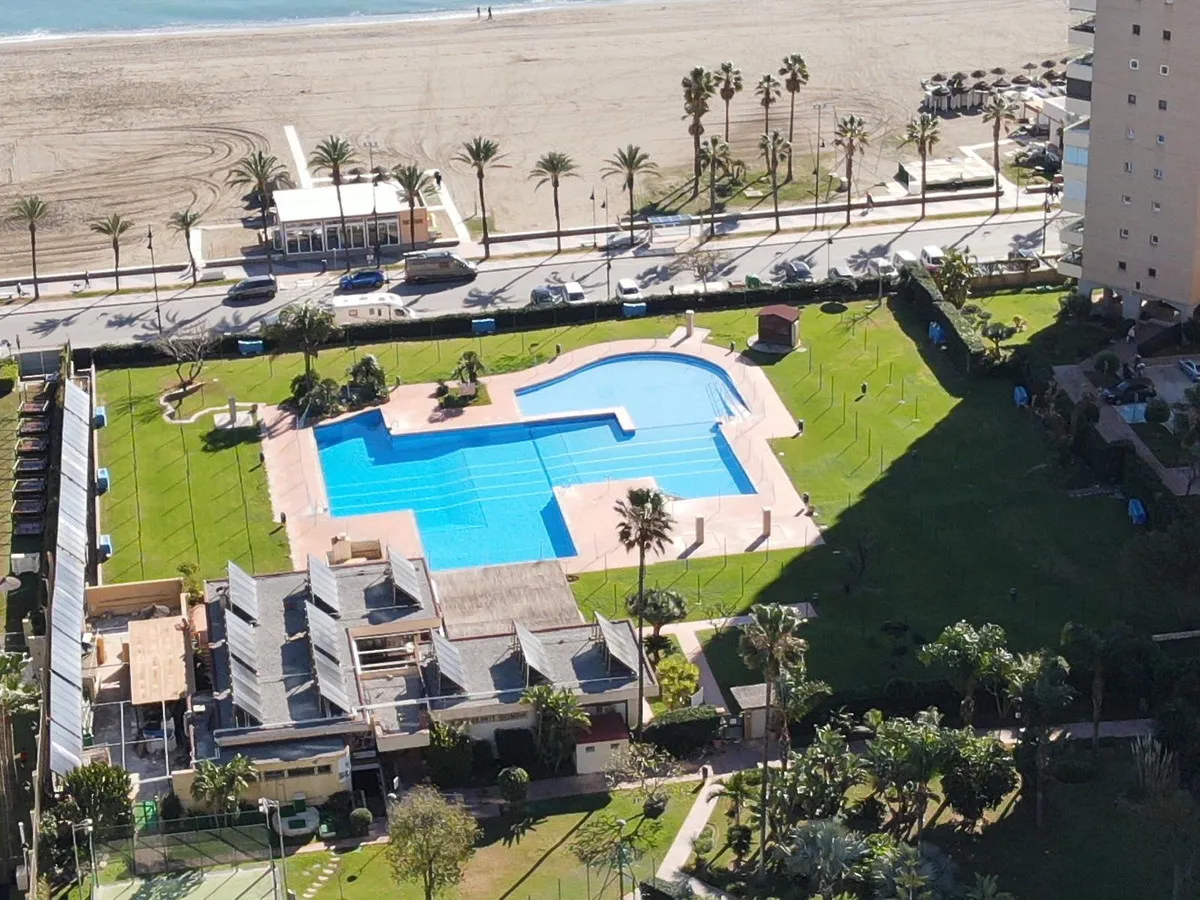 08463b47-d92f-4281-b7e9-38563ff52d79