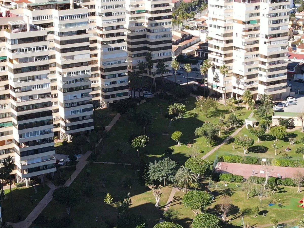 4ace23e5-e792-41d6-8dab-f8e08b018747