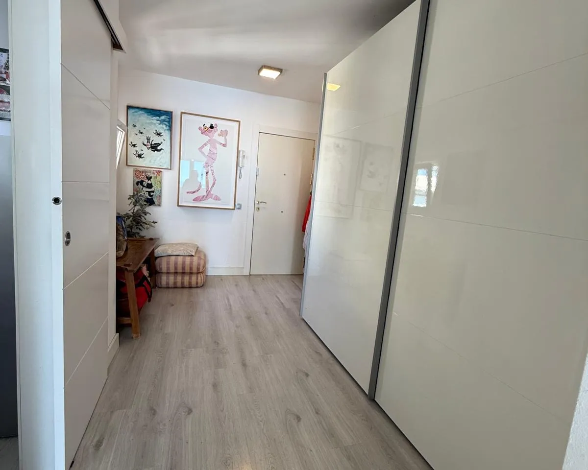 dc4bfb20-d1e5-4f4e-a72c-e66cf135e68a