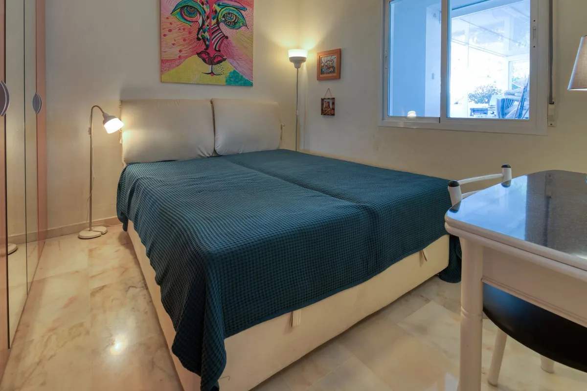 1d604977-69d8-47c5-8745-a97eb8407e42