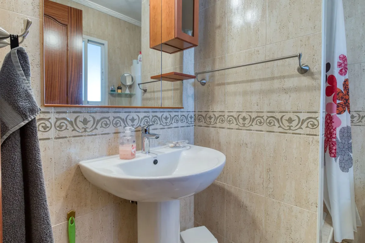 3027b6e7-f431-4d6a-b894-c436d4381bef