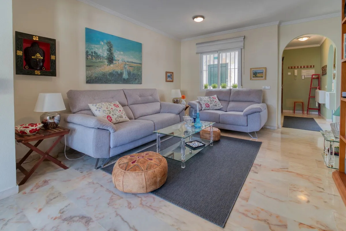 f7ea8a6e-a970-4e0e-837a-b359038f4c7b