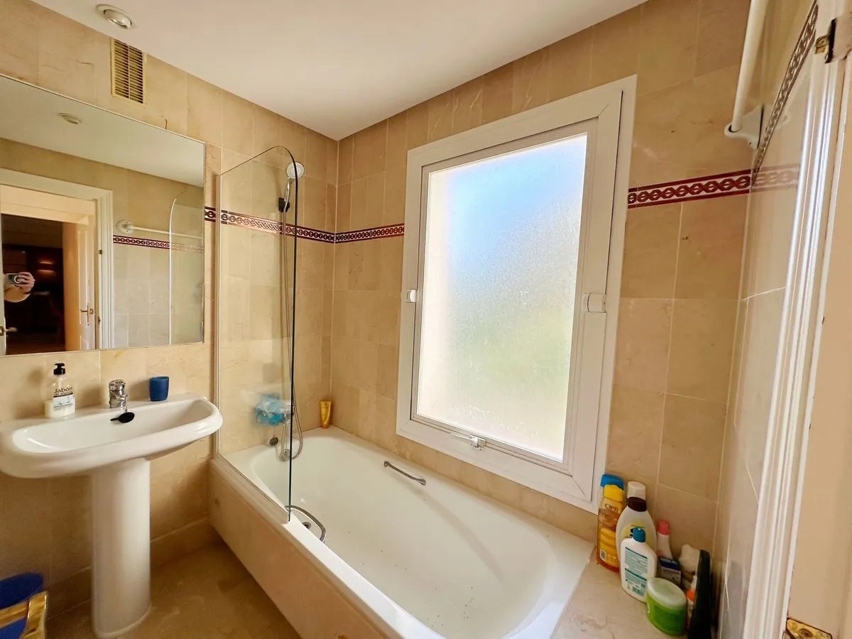 bbbe9176-69c8-4cf9-81ef-6d753cf7d94a