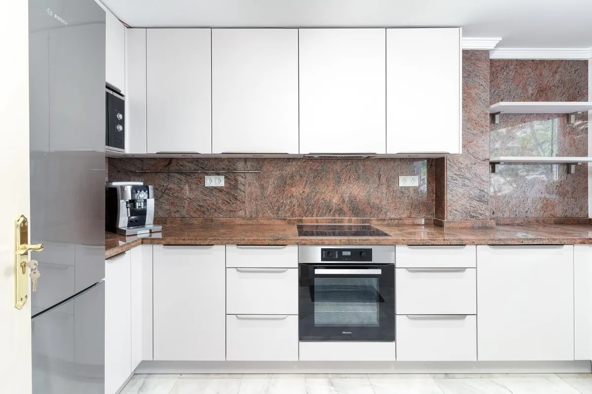 7c8a7b3e-36ab-4def-8459-fd156f01f364