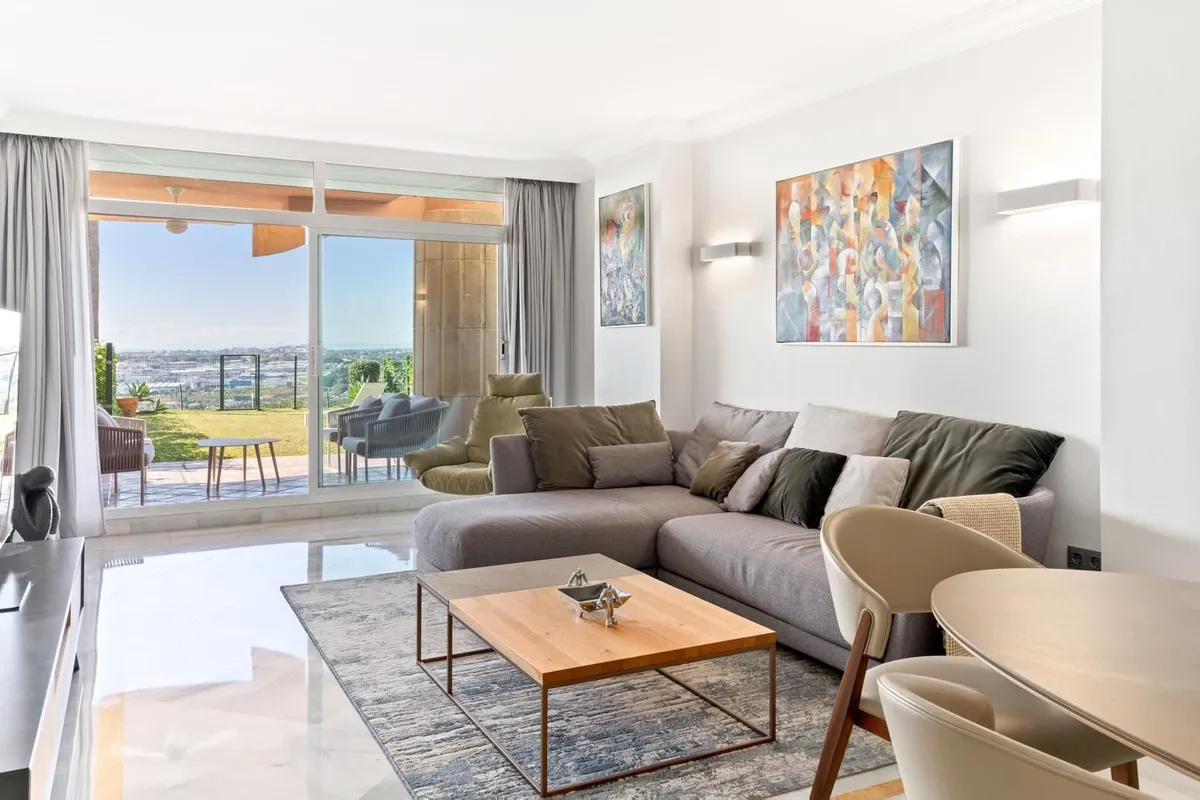 7f179467-fbc9-4076-99d7-e7608f1d4835