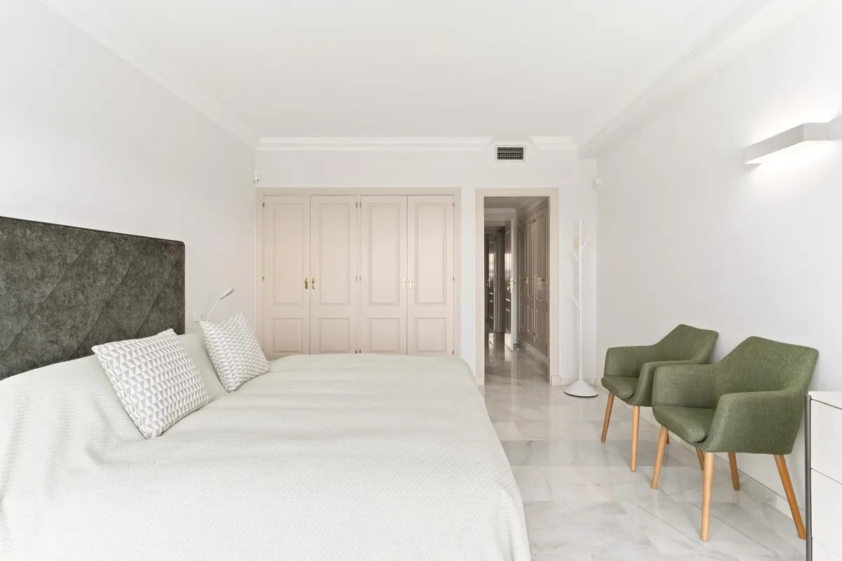 bf95f0eb-19f4-4baa-85e3-d084a148ce35