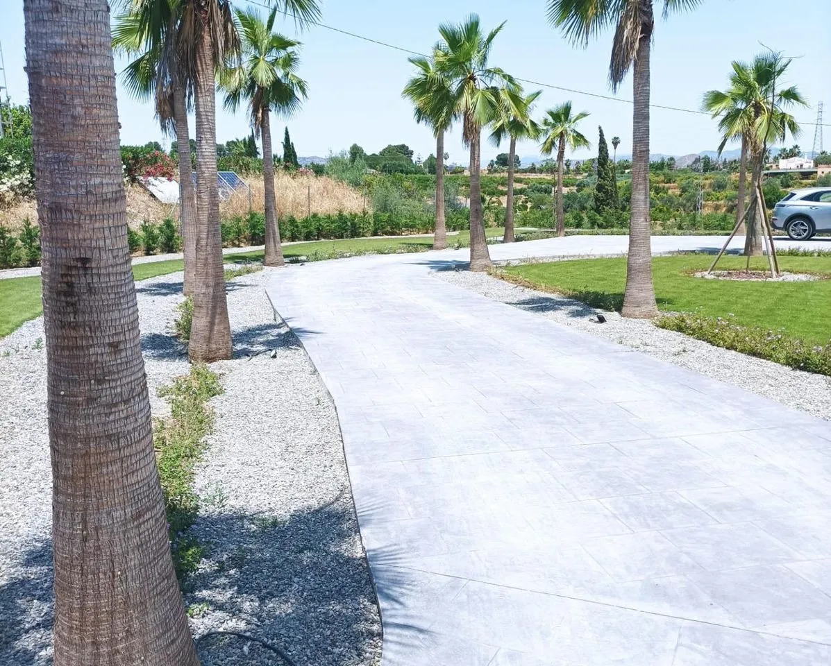 252bead5-0874-40c4-8e73-7086e5ef8c54