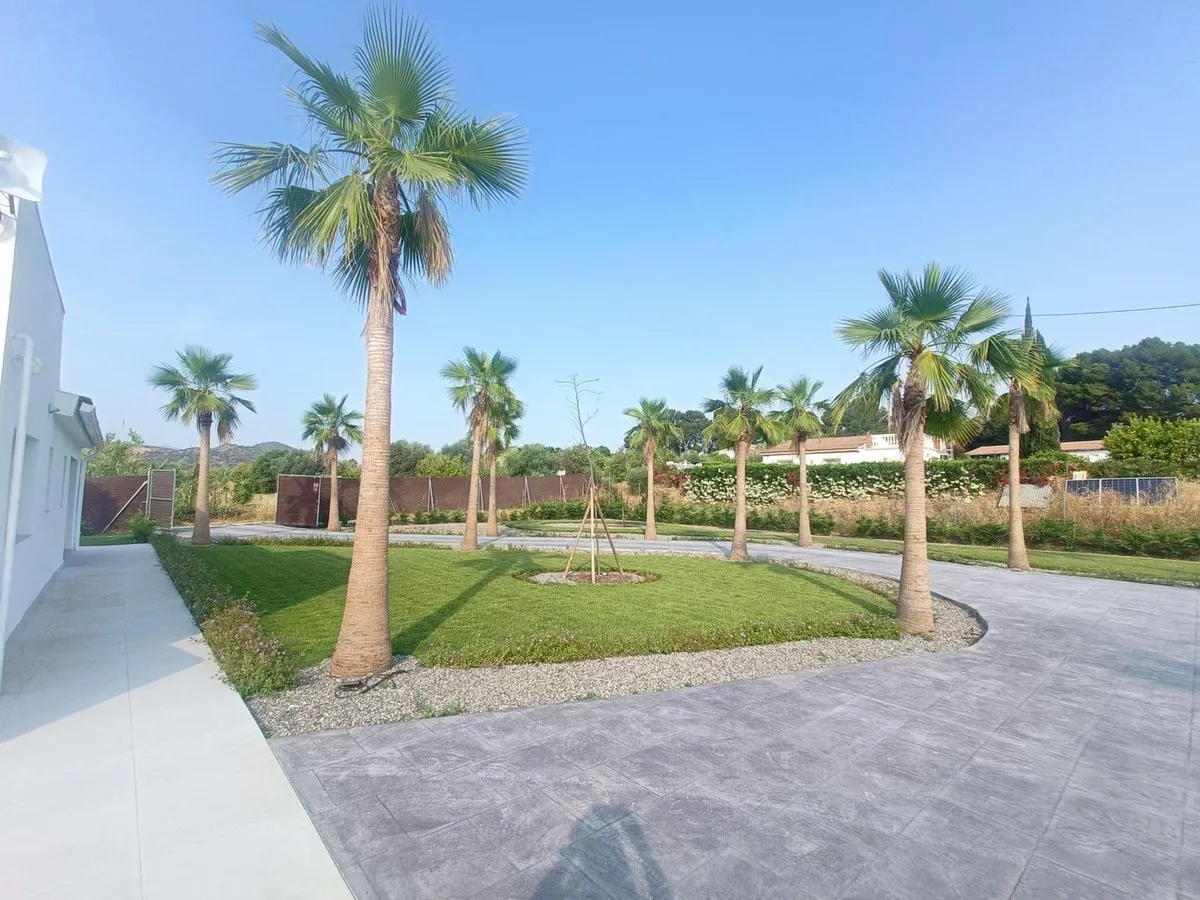 34c847eb-8edb-4d48-b6a9-635ce87e0cea